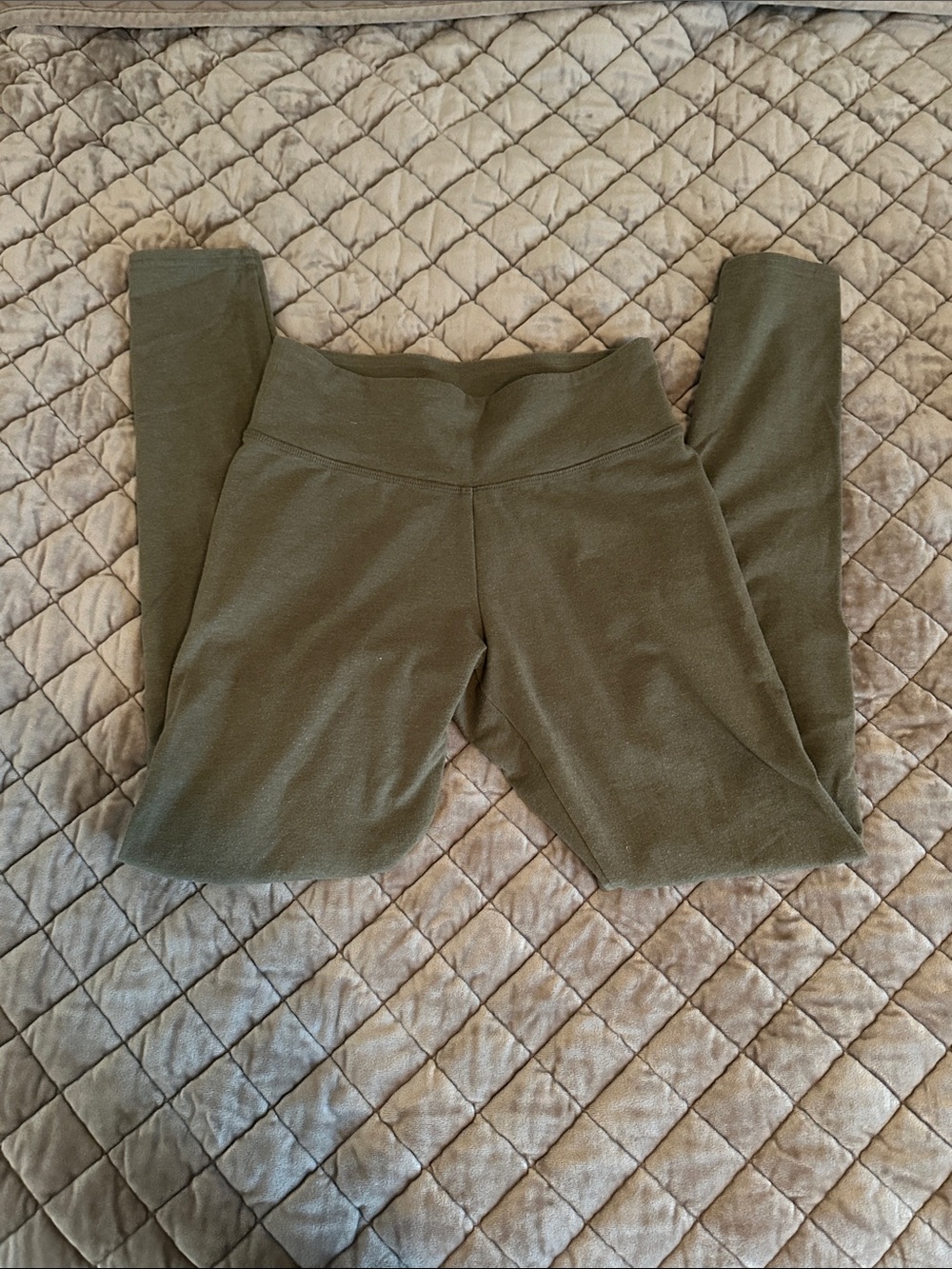 Aerie Chill.Play.Move. Olive Green Leggings